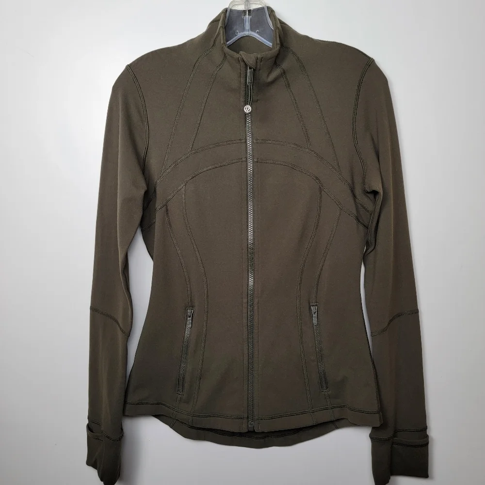 lululemon athletica Olive Green Form-Fitting Zip Jacket - Picture 3 of 9